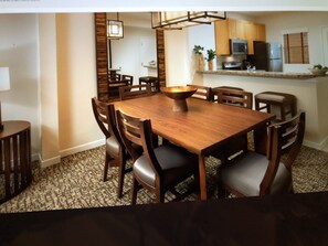 Dining - One Bedroom  Villa, for up to 4, ideal for Coachella Festival. (Rancho Mirage)