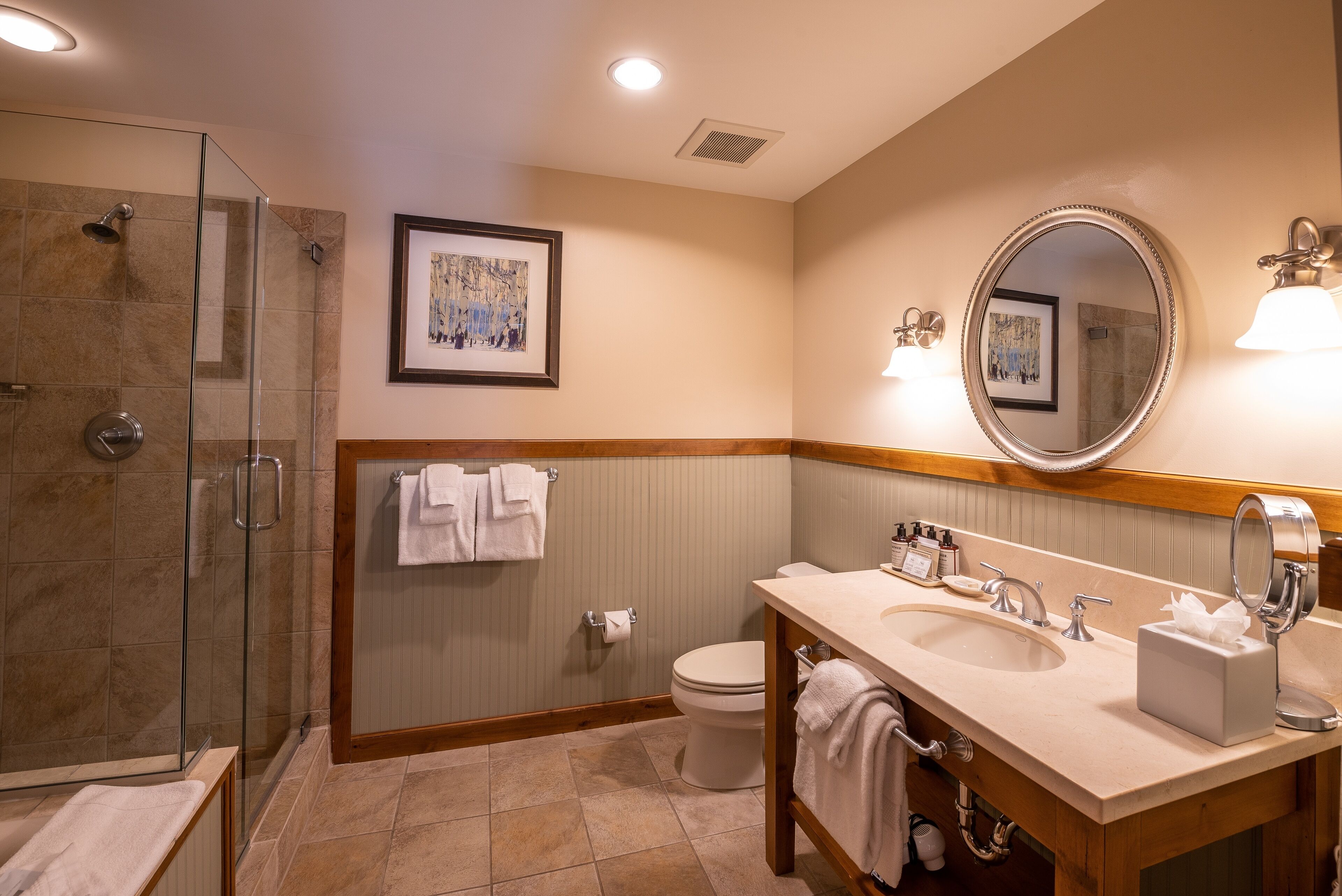 Condo, 1 Bedroom | Bathroom | Towels, shampoo
