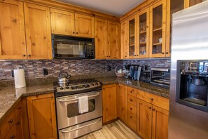 Condo, 2 Bedrooms | Private kitchen | Fridge, oven, coffee/tea maker, toaster - Beautifully Renovated Two Bedroom Condo with a Balcony in Mountaineer Square 2 Condo - No Cleaning Fee! by RedAwning (Crested Butte)