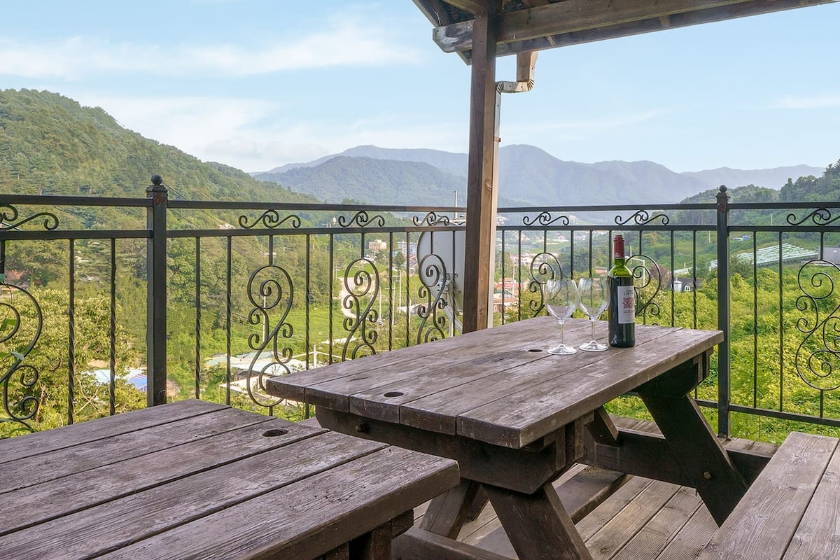 Basic Room, 1 Bedroom (ruby) | 1 bedroom, free WiFi