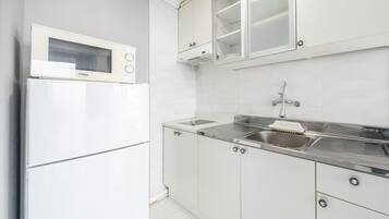 Basic Room, 1 Bedroom (502) | 1 bedroom, free WiFi