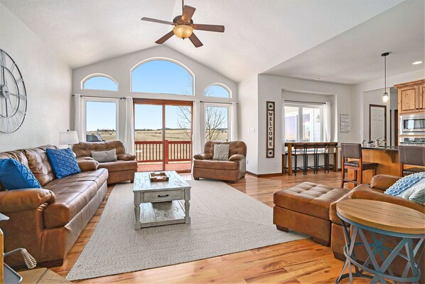 Smart TV, fireplace, table football, ping pong