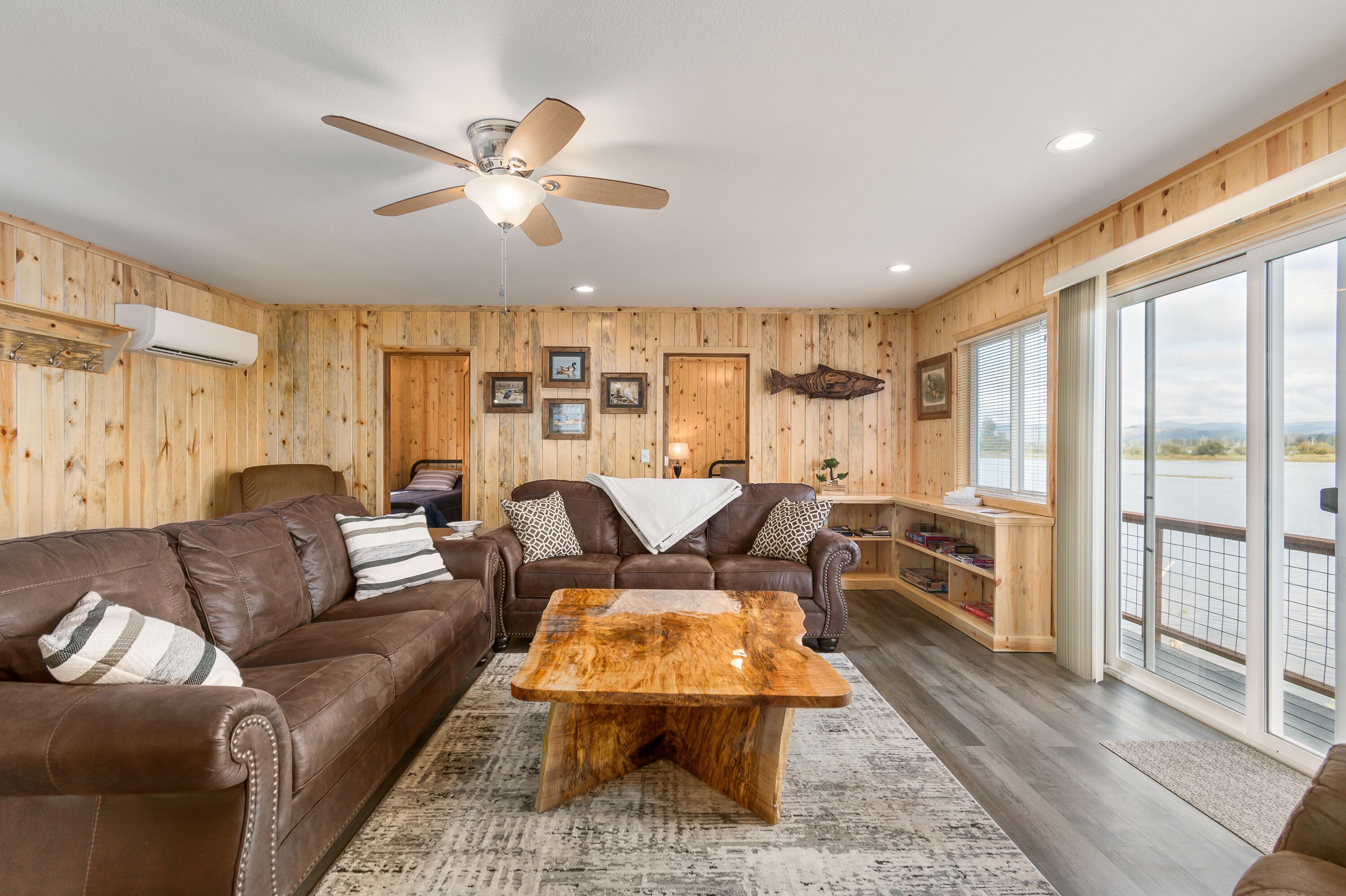 Puget Island home on the Columbia River