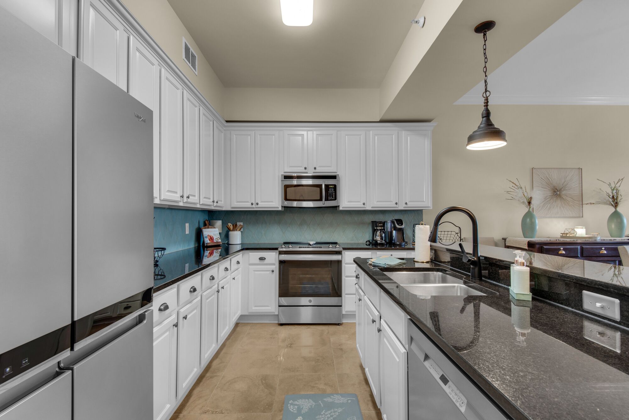 Beginning 2024! 
15% Discount for a 7-night stay!