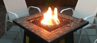 Charming 1920 Tudor-style house, great location!