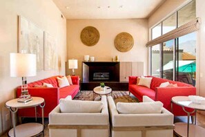 TV, fireplace
