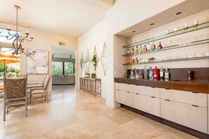 Bar (on property) - PGA BREATHTAKING MOUNTAIN VIEWS & POOL OASIS (La Quinta)