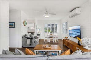 Living area - 2 Bedroom Apartment with Ocean View @ Surf Dance (Sunshine Coast)