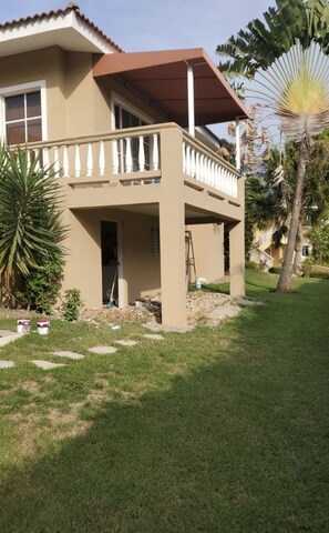 Exterior - RESIDENTIAL HISPANIOLA,  walking distance to town & beach (Sosúa)