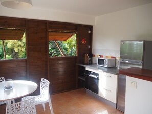 Private kitchen - Gîte T2 Sainte Anne à 5mn à Pied de la Plage (SAINTE ANNE)
