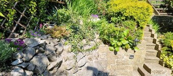 Victorian Garden Cottage Buxton