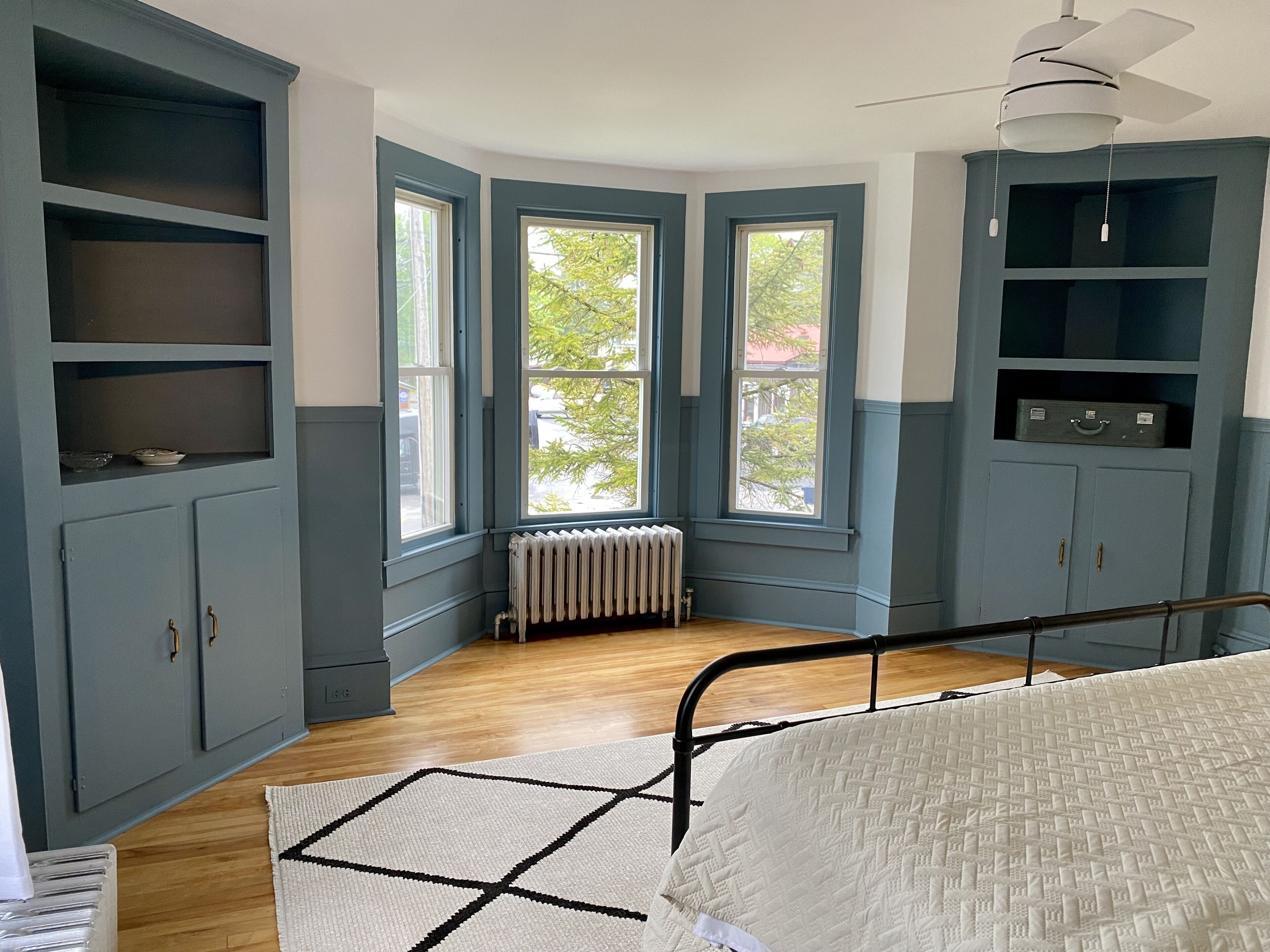 4 bedrooms, WiFi, bed sheets
