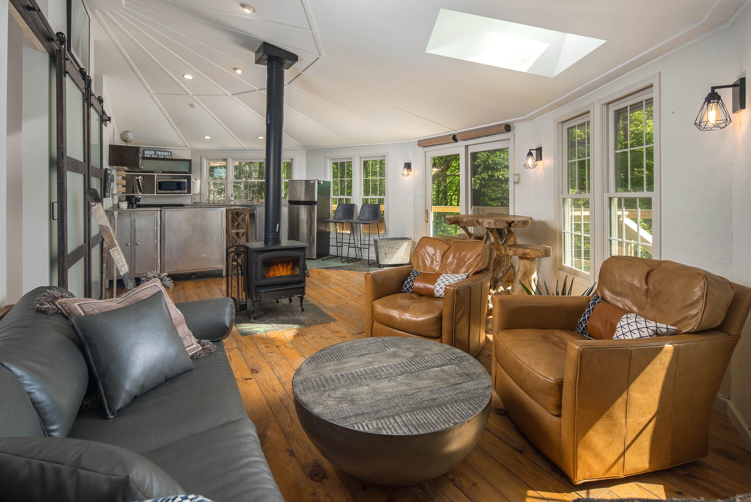 Boulder Bungalow: Walk to River! Walk to Winery!