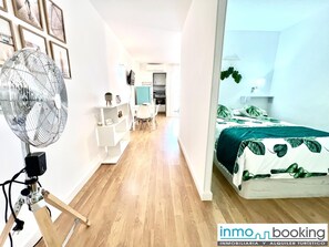 1 bedroom, iron/ironing board, internet, bed sheets - New Alboran Salou, heated, pool and wifi (Salou)
