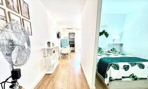 1 bedroom, iron/ironing board, internet, bed sheets - New Alboran Salou, heated, pool and wifi (Salou)