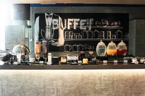 Daily buffet breakfast for a fee - MD7 Hotel Cirebon (North Cirebon)
