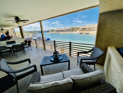 Newly Remodeled - Waterfront 2x2 Condo - Walk to Bridge/Beach/Bars/Restaurants