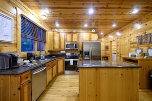 Private kitchen - Where Time Stands Still! (Broken Bow)