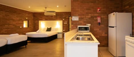 Familie studio | Een strijkplank/strijkijzer, gratis wifi, beddengoed