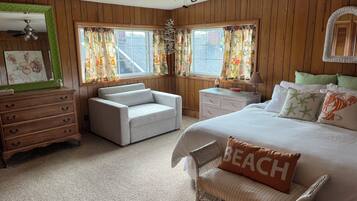 2 Schlafzimmer, Schreibtisch, Bügeleisen/Bügelbrett, kostenloses WLAN