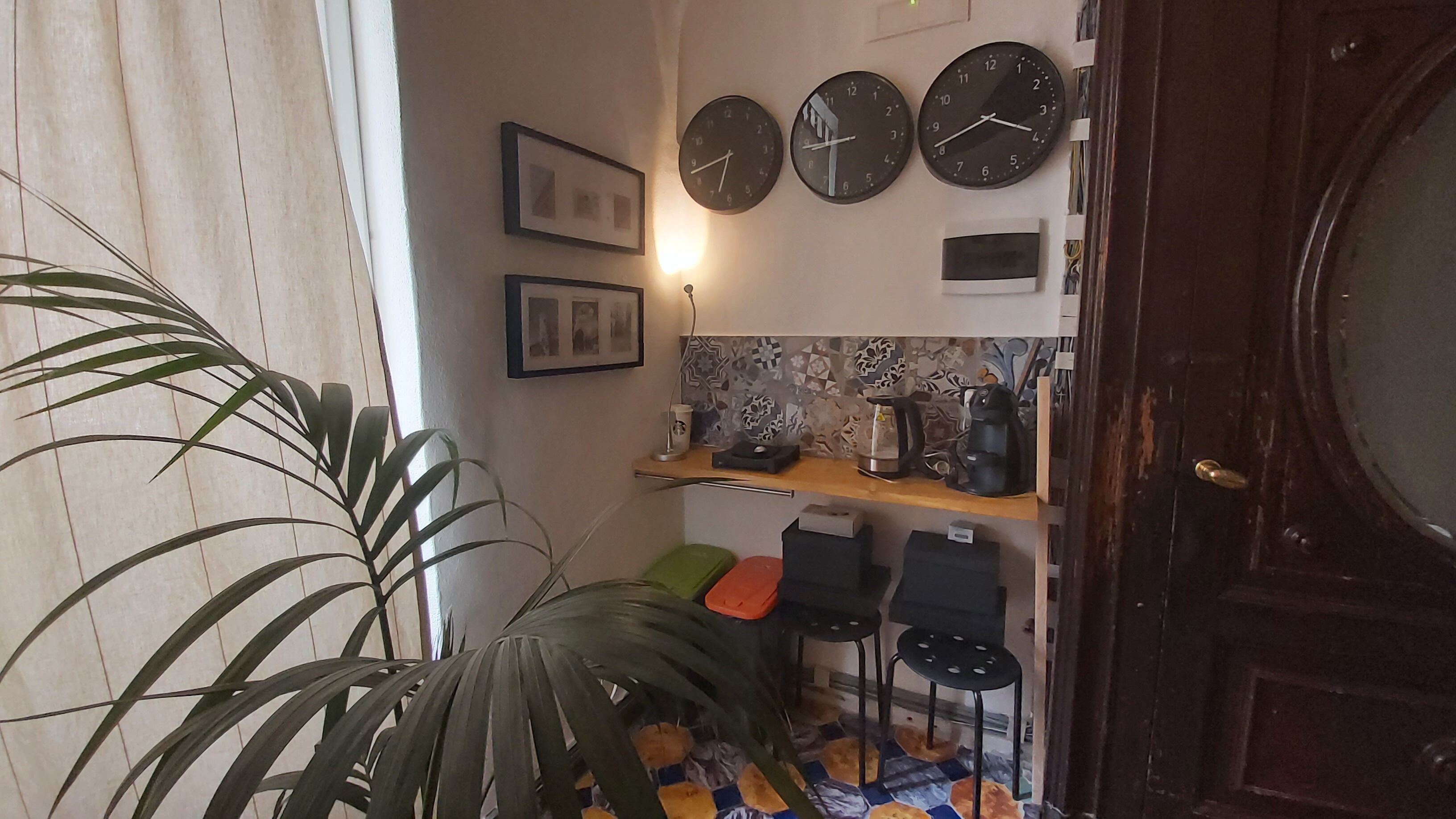 Huone, 1 makuuhuone, patio, kaupunkinäköala | Pohjapiirros