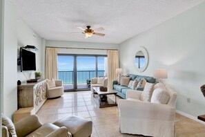 TV - The Palms 902 | OBA Beach Front, Spacious, Large Deck! (Orange Beach)