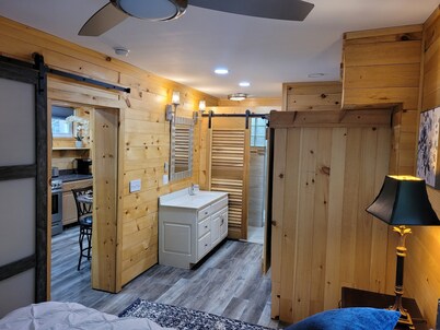 Adorable garden level condo with courtyard and firepit