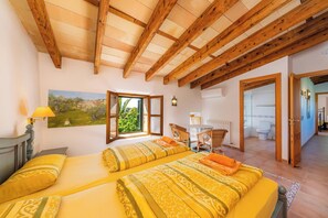 3 habitaciones, wifi gratis y ropa de cama