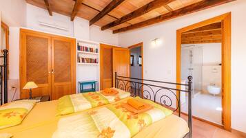 3 habitaciones, wifi gratis y ropa de cama