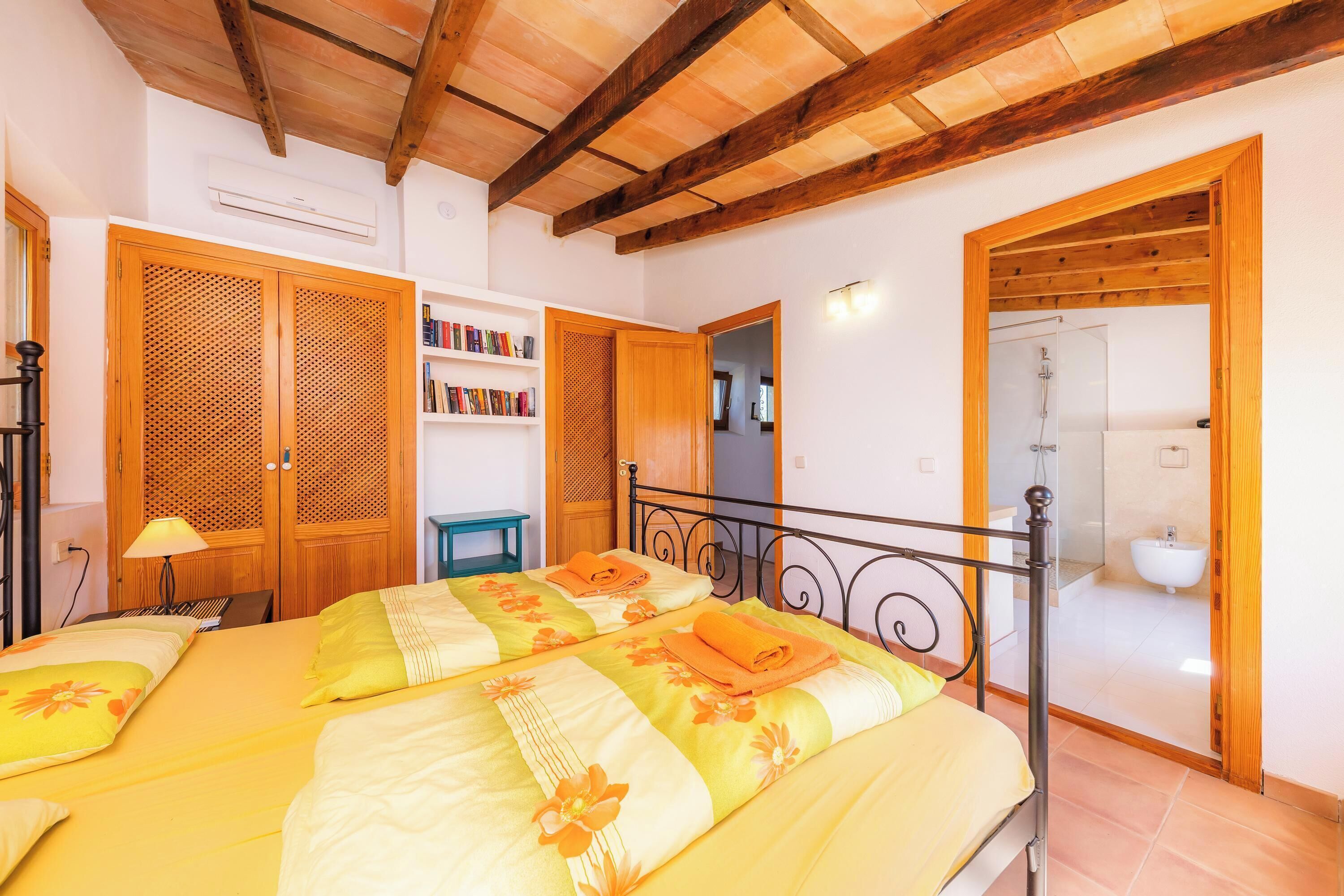 3 間睡房、免費 Wi-Fi、床單