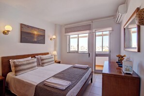 2 soverom, strykejern/-brett, wi-fi (inkludert) og sengetøy