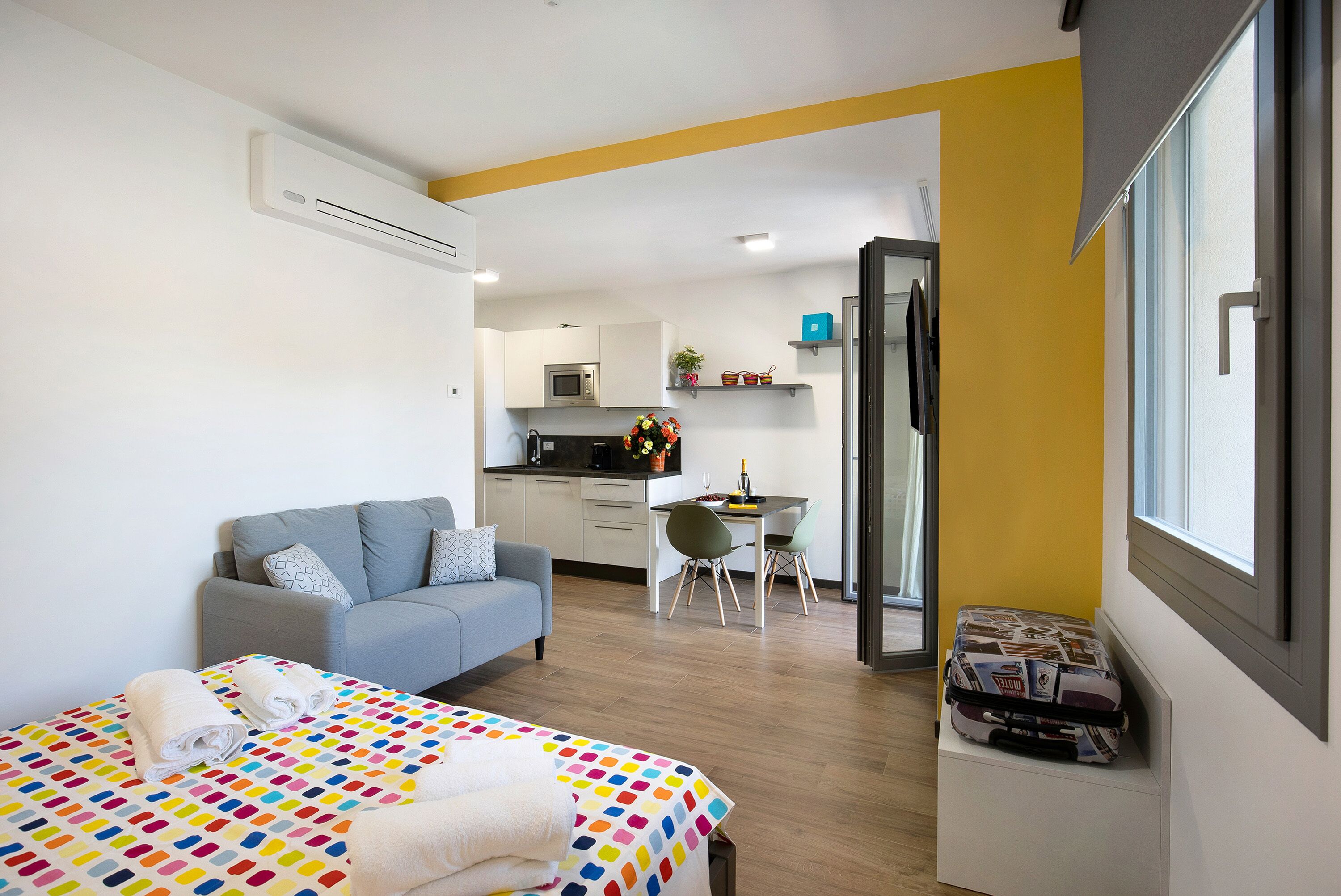 Villa Donne del Lago Apartment Marta with Lake View, Pool, Wi-Fi & Garden