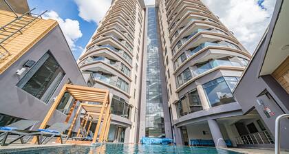 The Curve by the Park