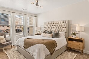 Townhome, 4 Bedrooms