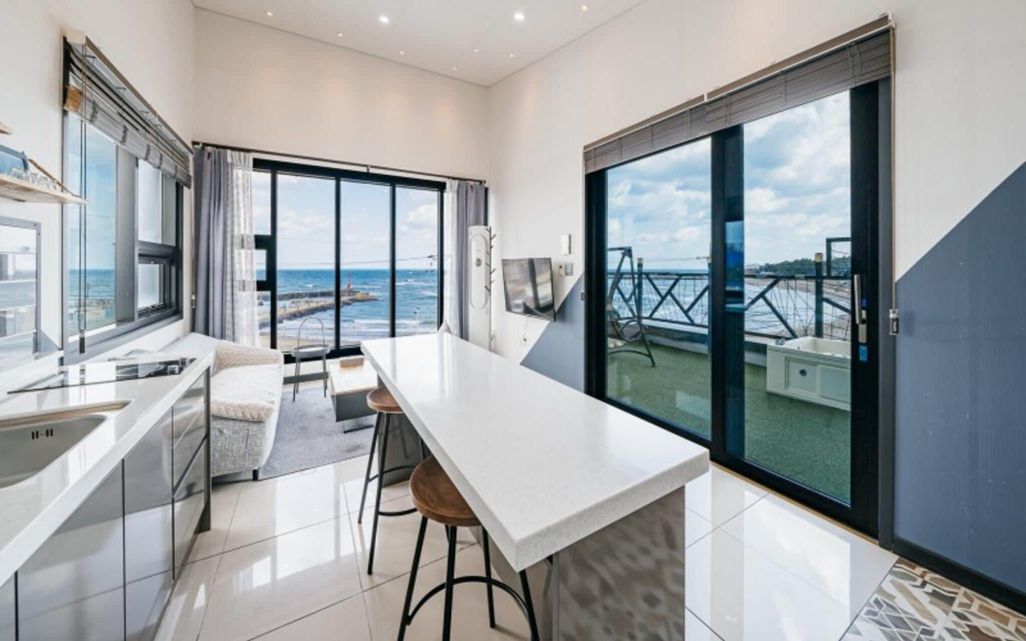 Quarto (B-dong Room 401 (Spa Ocean View)) | 1 quarto, Wi-Fi de cortesia, roupa de cama