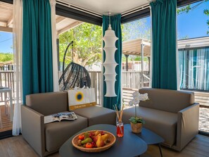 Lodge Elite - MDG (Elite Mobile Home) | Living area