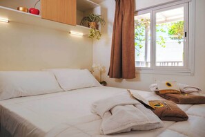 Lodge Deluxe - MD (Deluxe Mobile Home)