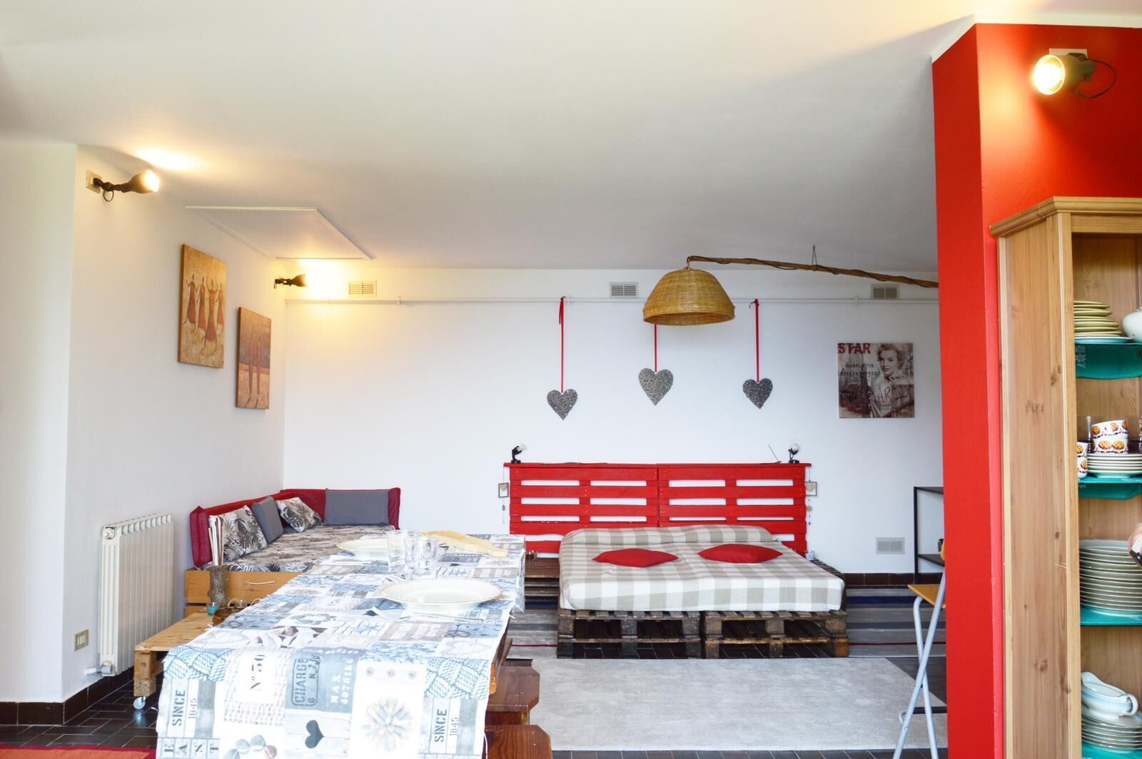 1 camera, ferro/asse da stiro, culla da viaggio, Wi-Fi gratuito