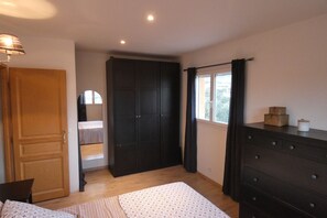 3 bedrooms, iron/ironing board, travel crib, free WiFi - Jolie Maison Avec Piscine Proche Plage et Commerces (SAGONE)