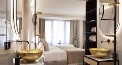 Nivia Born Boutique Hotel