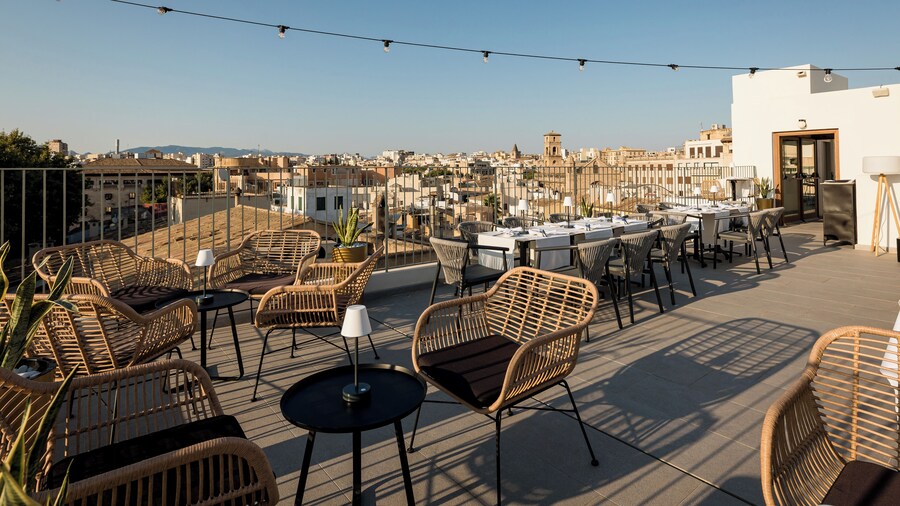 Nivia Born Boutique Hotel