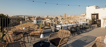 Nivia Born Boutique Hotel