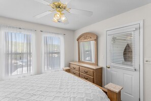 2 bedrooms, free WiFi, bed sheets