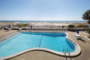 A heated pool - Sea Oats 203 Gulf front condo (Fort Walton Beach)
