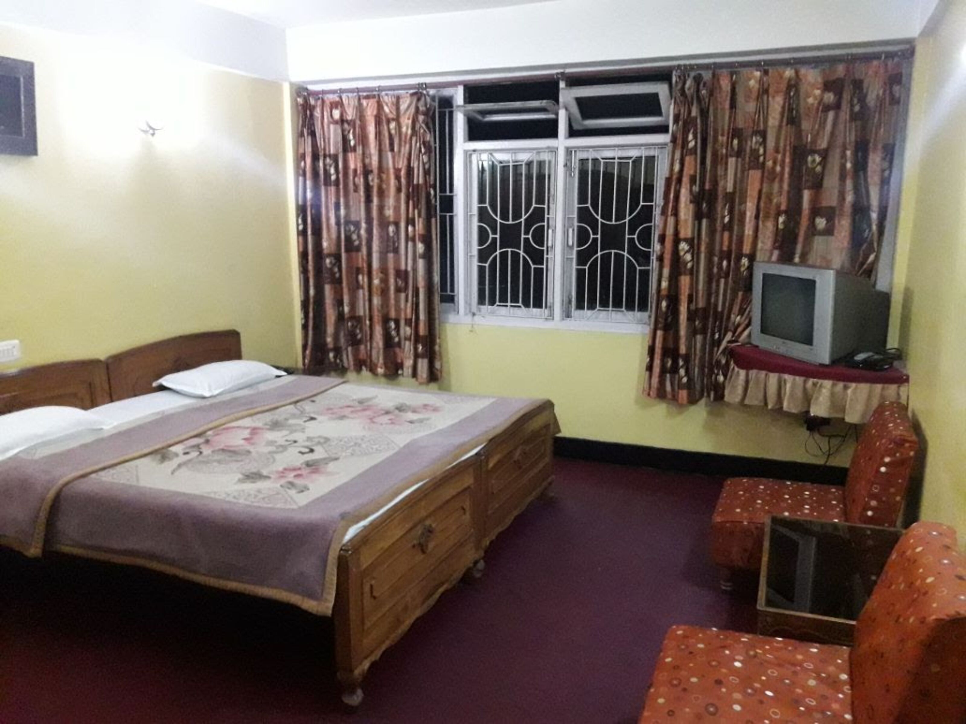 Goroomgo Shambhu Darjeeling