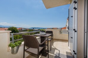Apartment, 2 Queen Beds | Balcony - A1 - Modern Luxury apt w. 2 Balconies & sea View (Kastela)