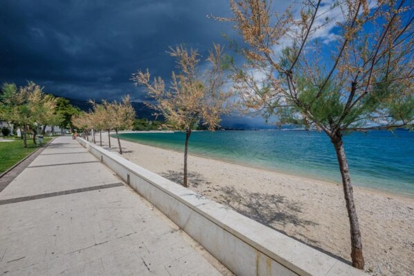 아파트, 퀸사이즈침대 1개 및 소파베드 | 해변