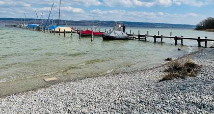 Designer vacation apartment/house in the house/sunny garden & terrace