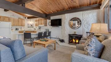 Smart TV, fireplace, DVD player