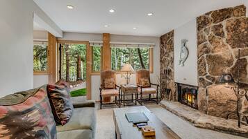 Smart TV, fireplace, DVD player